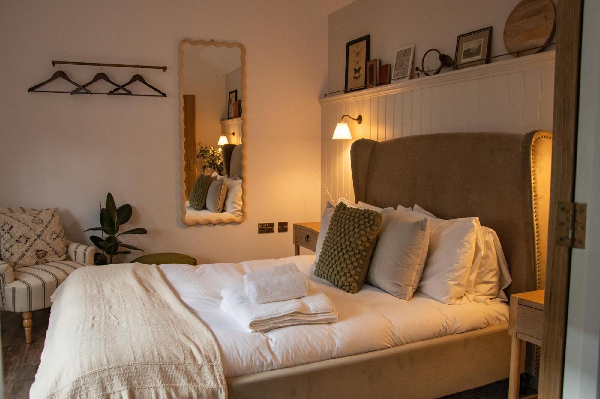 The Peacock Inn Chelsworth Екстериор снимка